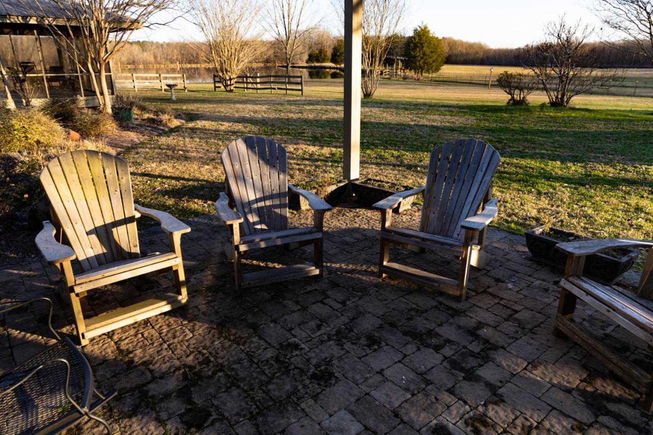 Moon Lake Farm Chesterville Kültér fotó